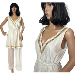 1970s Beeline USA Nylon Satin Pajama Set Cream Floral S